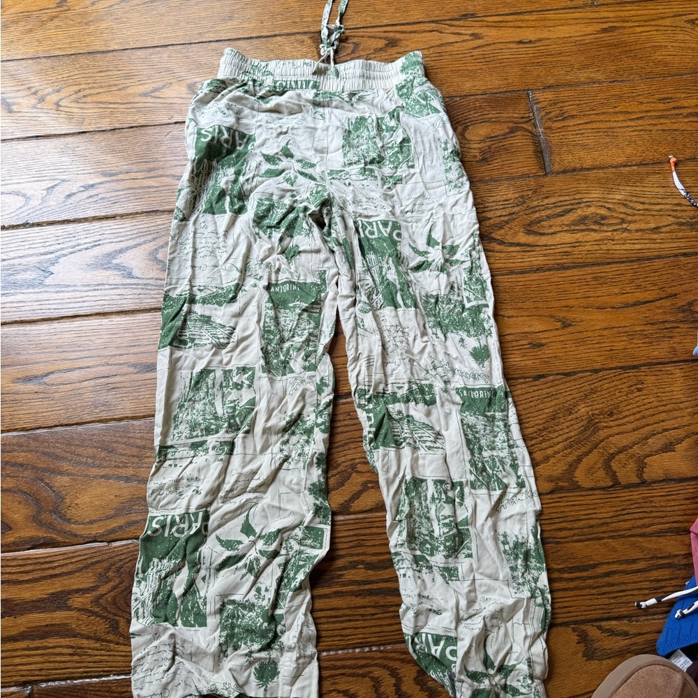 Urban Outfitters Green and Cream Women's Travel Pants